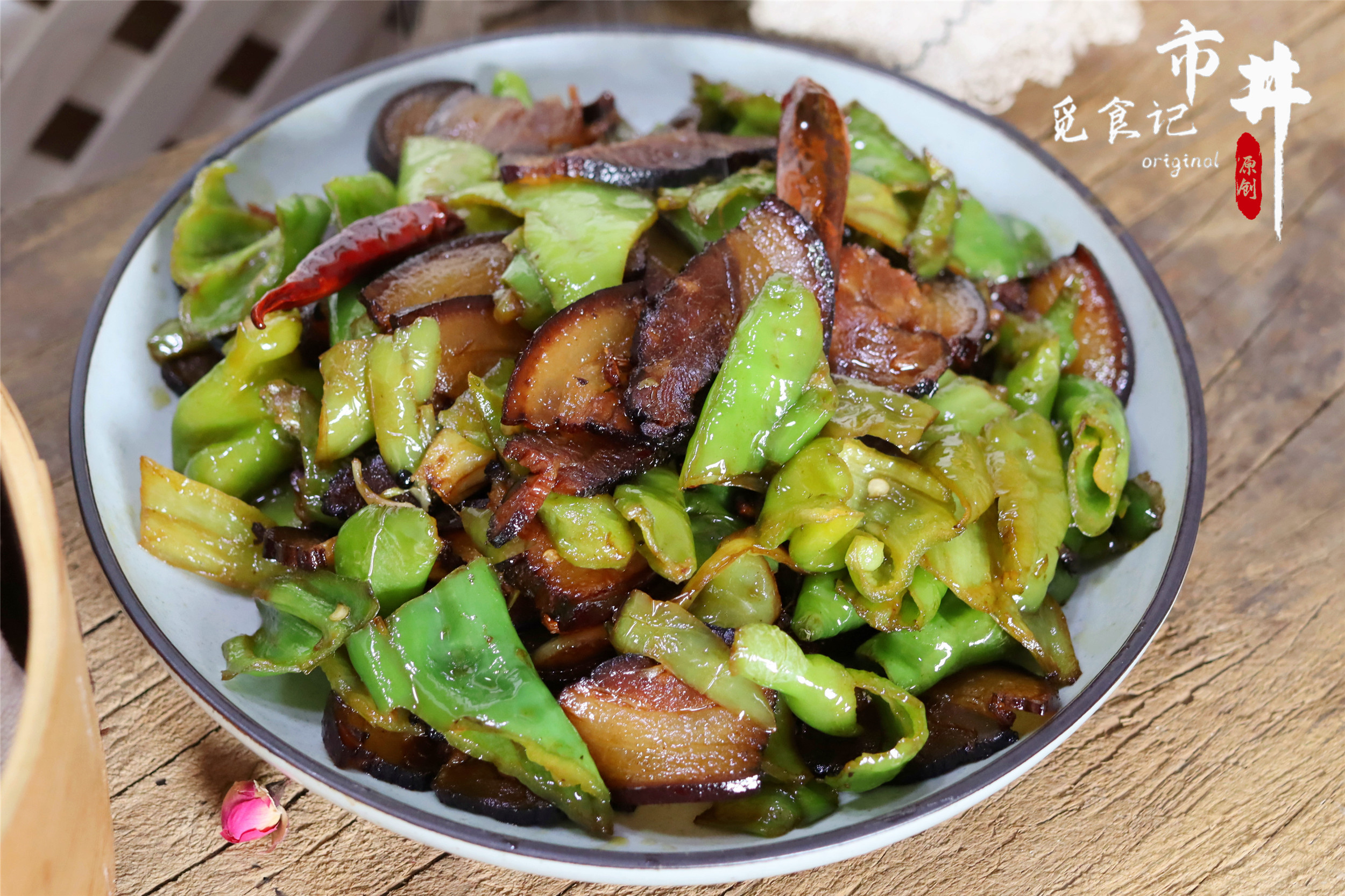 炒辣椒的火候,炒辣椒不糊诀窍