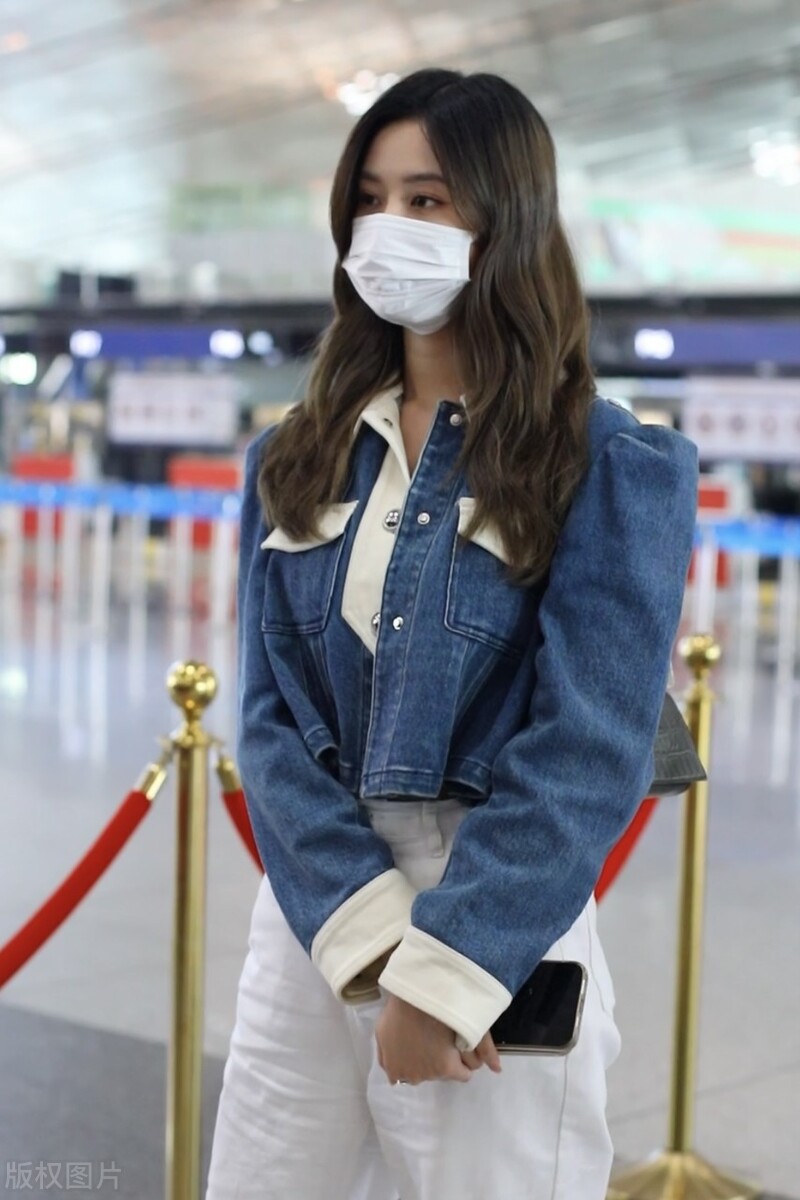 徐艺洋牛仔套装搭配,徐艺洋紧身牛仔裤穿搭