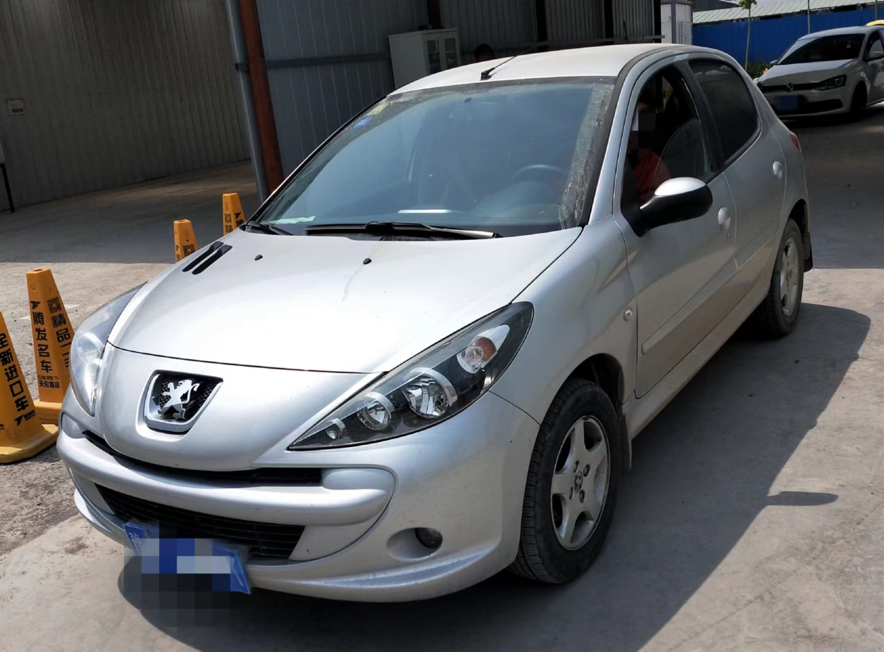 耐用的手动挡老车推荐车型,法系二手车不烧机油的老车有哪些