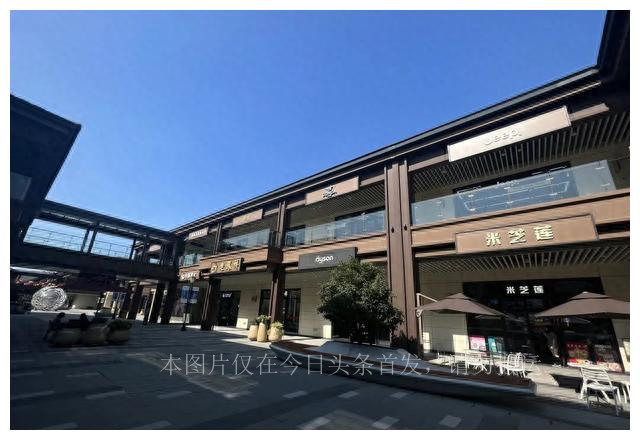 百联奥特莱斯营业时间,百联奥莱耐克店什么时候开业