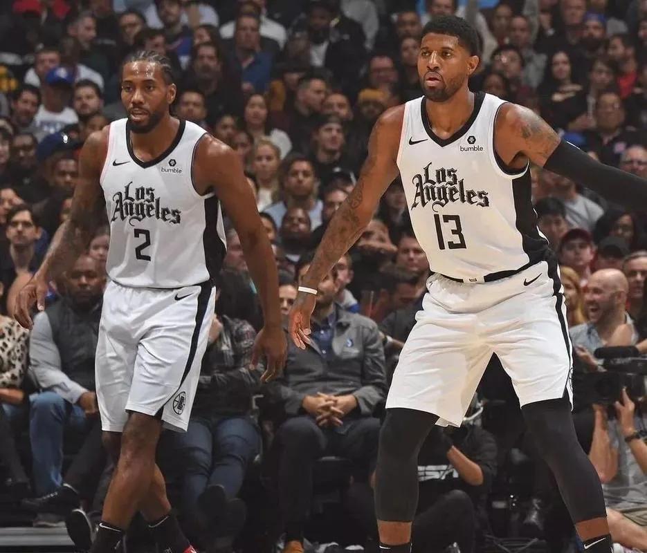 鲍尔默为什么20亿收购快船,蔡崇信和鲍尔默比赛视频