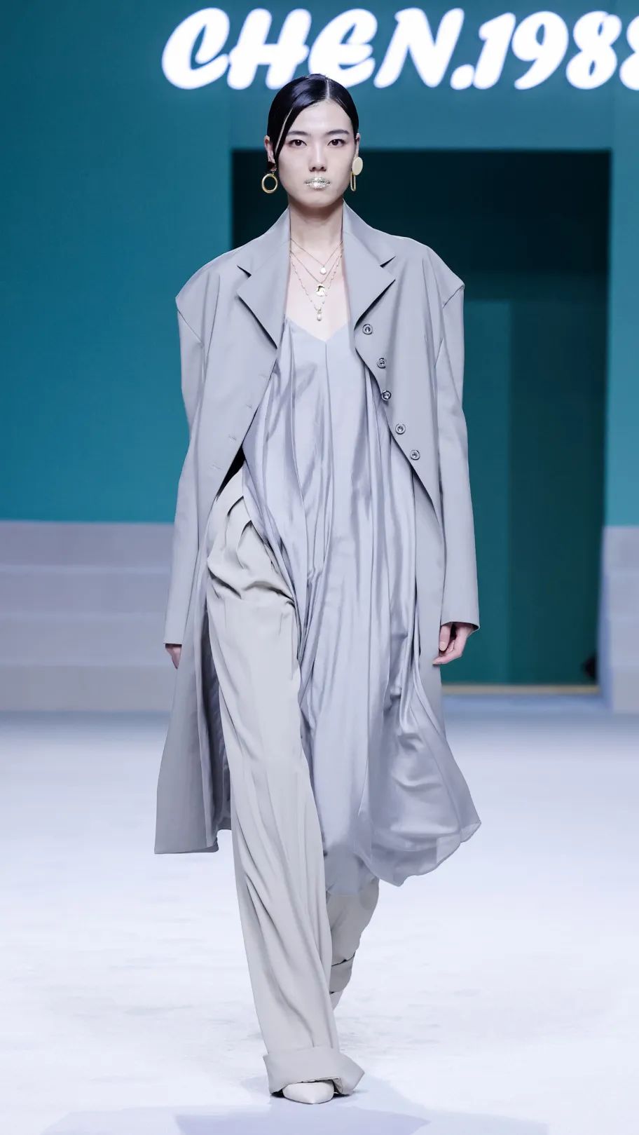 2023春季流行款式,2023年中年夏季流行款式