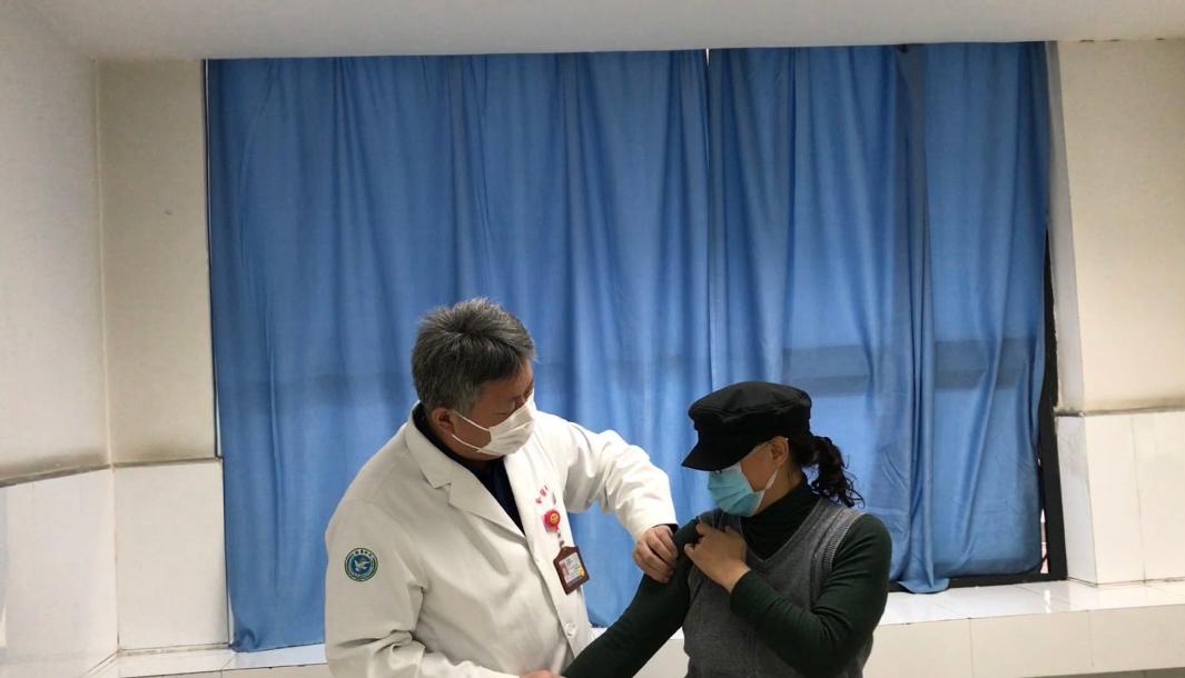 肱二头肌长头肌腱炎和肩周炎鉴别,肱二头肌肌腱炎用什么中药