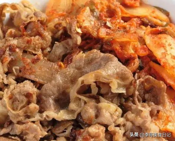 青红辣椒汆肉,湖南汆肉正宗做法