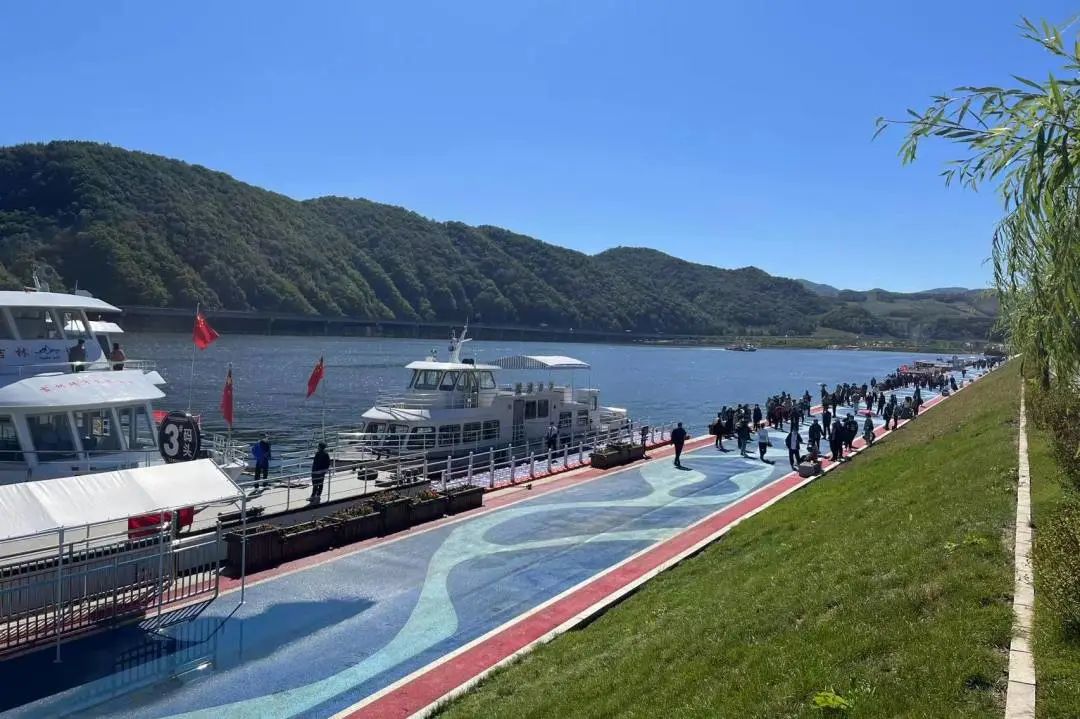 白山市出发五一2-3天短途旅游推荐,冬季白山周边一日游景点大全