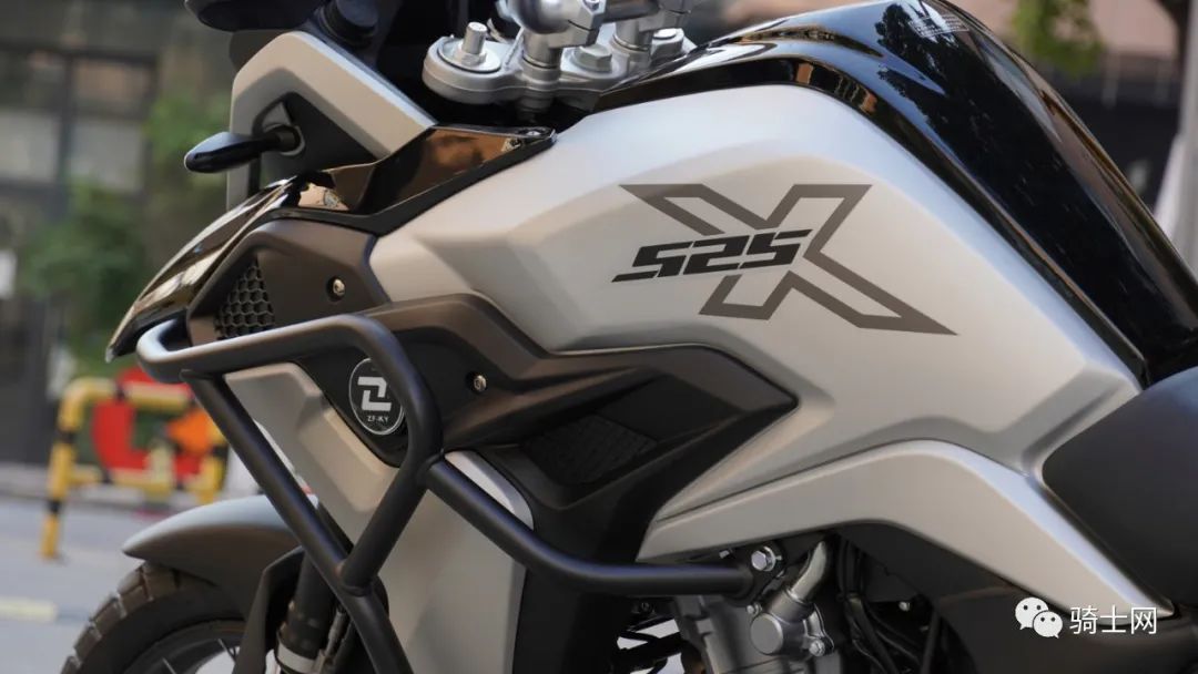 凯越500x和525x有什么区别,恒舰大海道500x和凯越525x哪个好