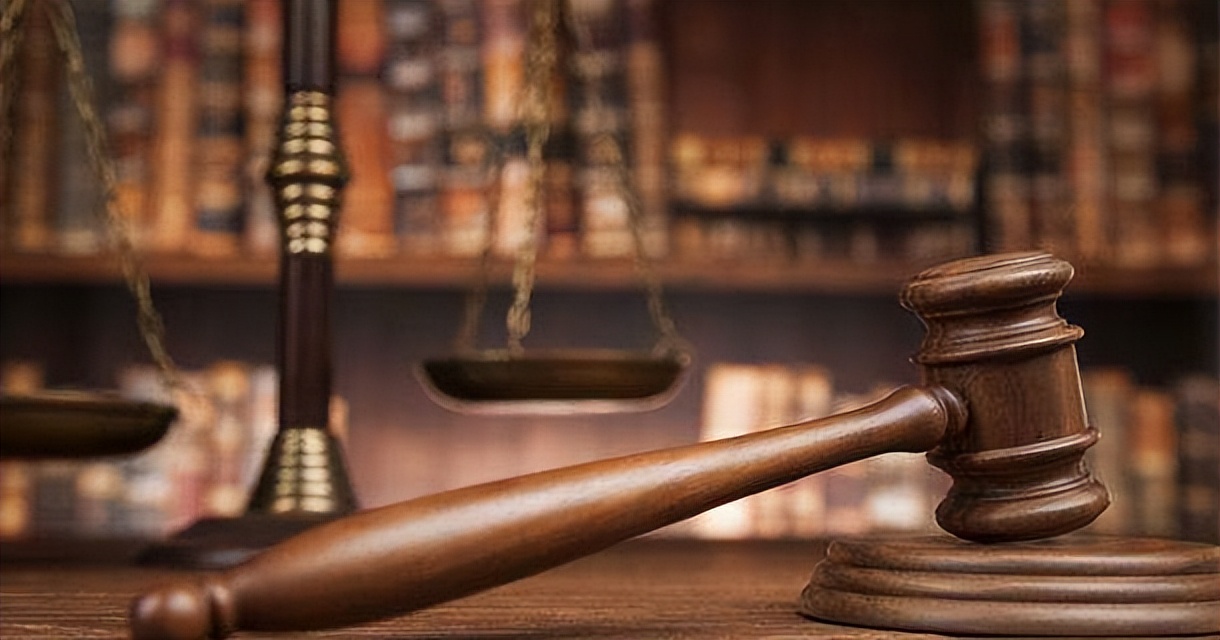 妻子不愿办身份证，江西男子2021年才得知，她是越狱27年的人贩子