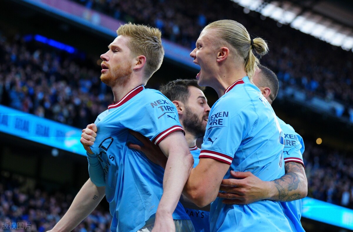 德布劳内cos丁丁历险记,德布劳内变装帅照