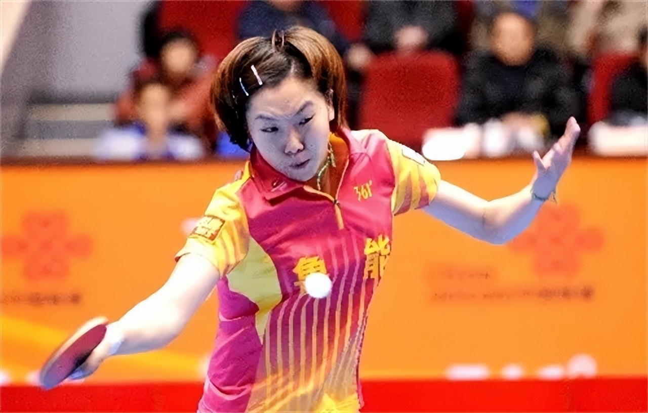 李晓霞乒乓球退役后现在干什么,女乒李晓霞反败为胜