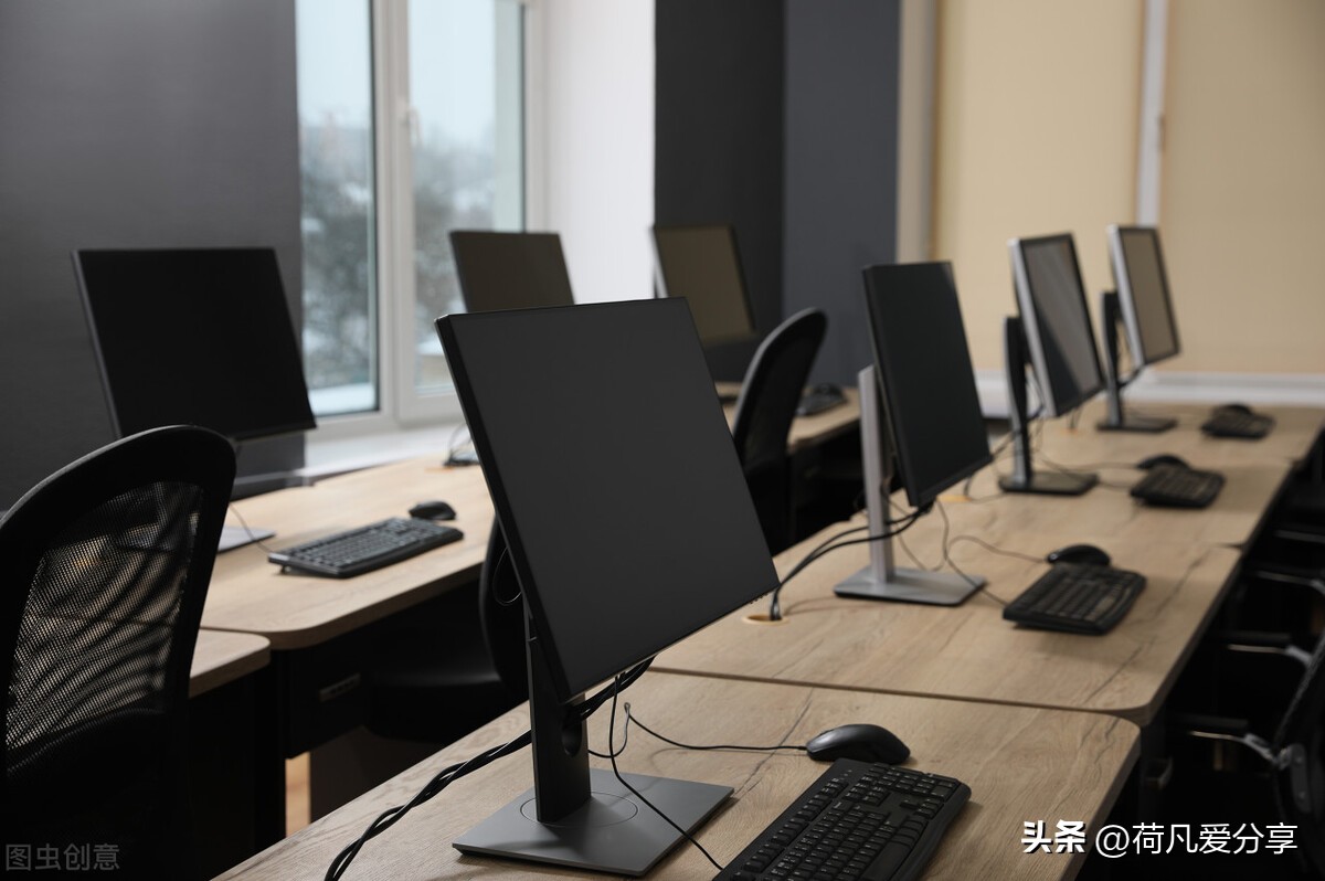 体制内跟同事融不进去,体制内不会和领导沟通怎么办