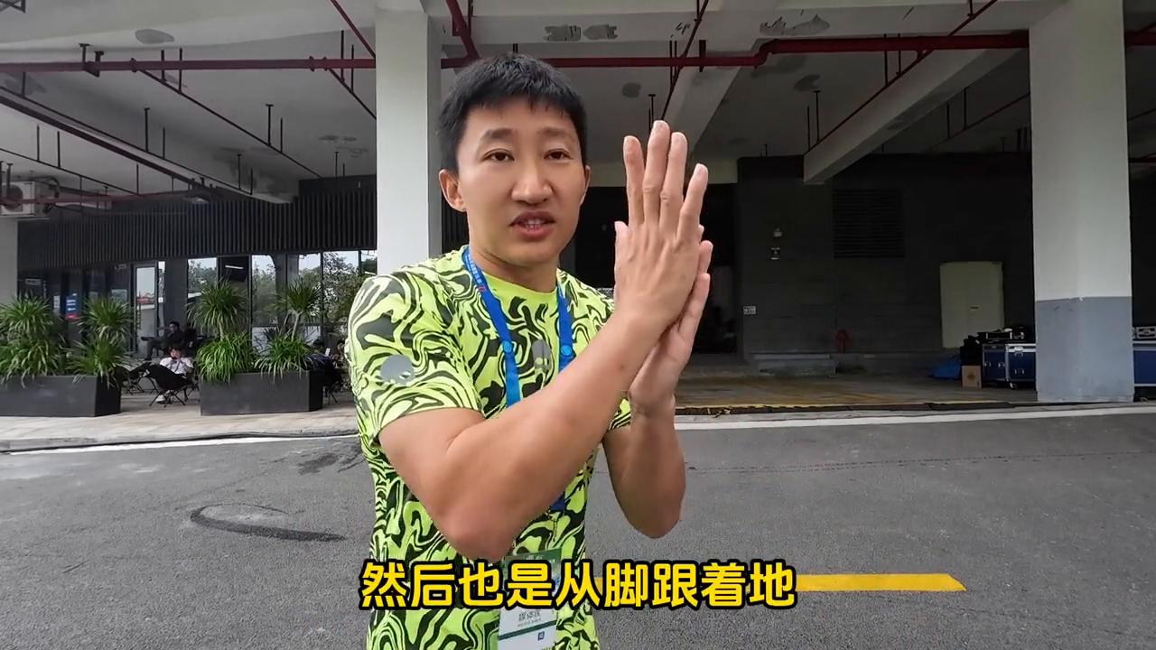 老年人如何走路健身,老年人怎么走路才正确