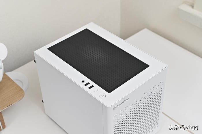 七彩虹影驰b460m,七彩虹b760i显卡