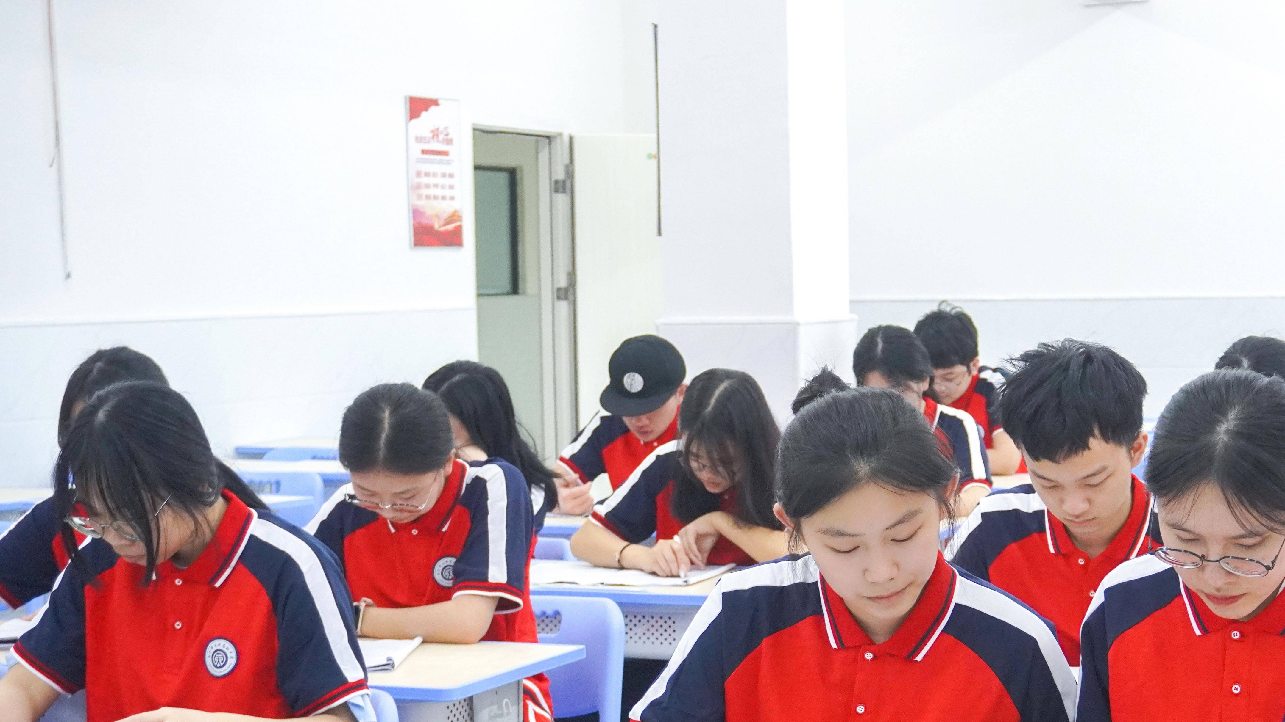 南宁天泽高级中学招生简章,南宁天泽高级中学校图