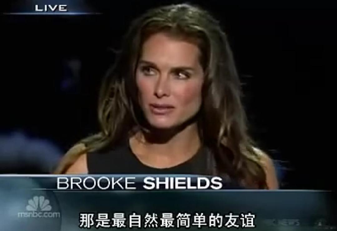 10岁全裸出镜，20岁声称自己仍是处女，“美国舒淇”的裸照风波