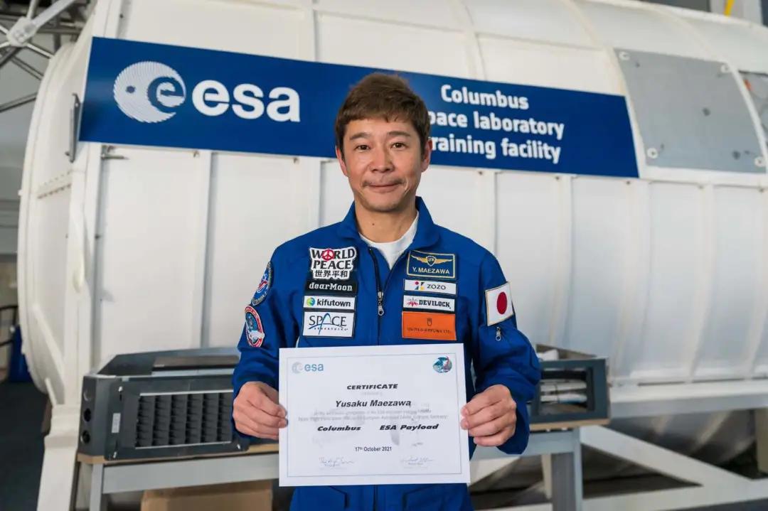 狂撒10亿送网友，花700亿“征女友”绕月旅行：是有钱人的快乐？