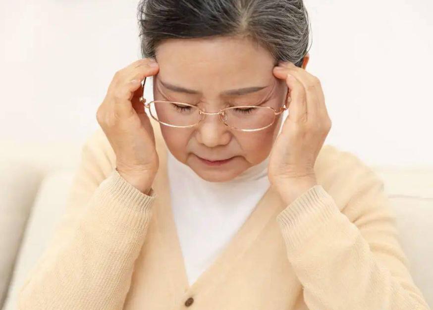 中医学的五脏学说肺,在中医五行中哪种原则是入肺的