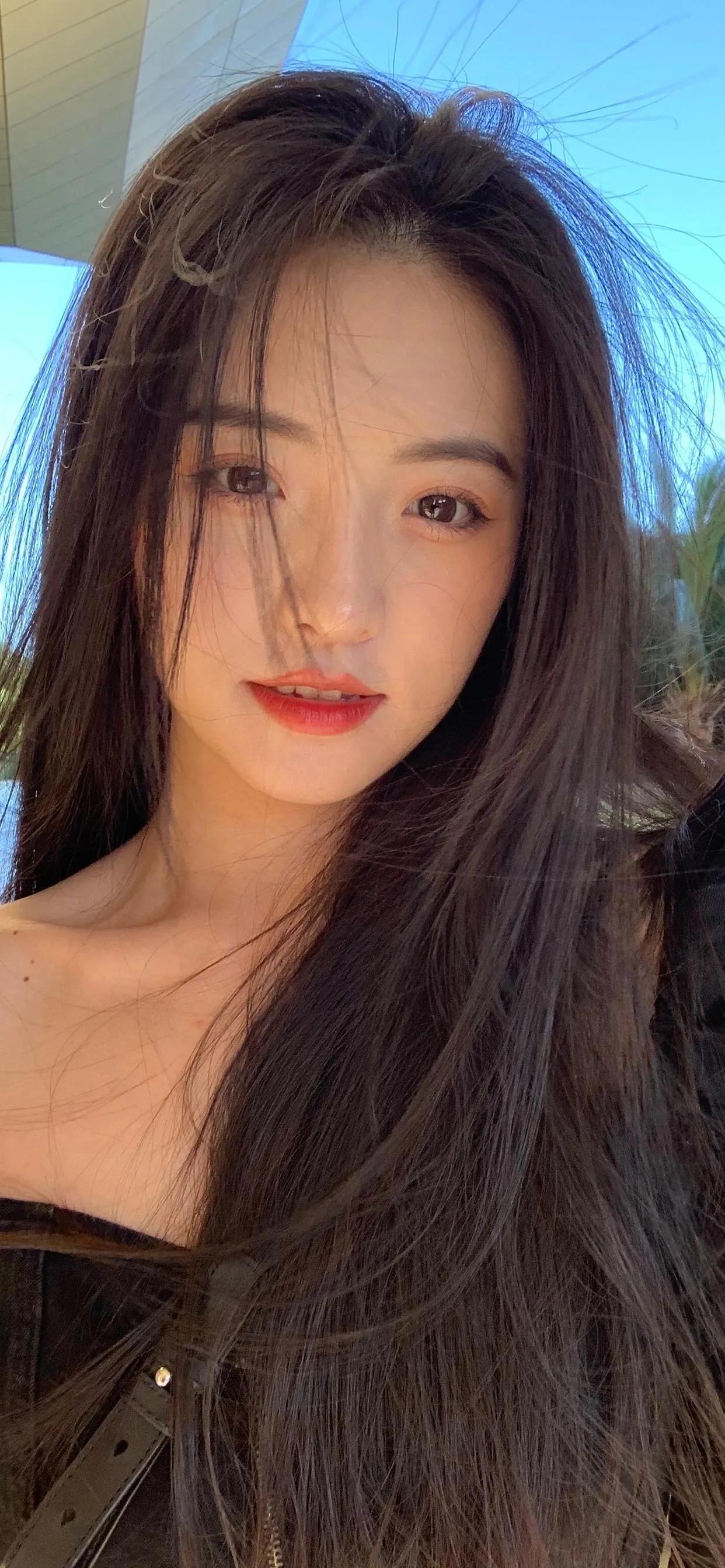 蓝红色美女全屏壁纸,二次元美女壁纸全屏