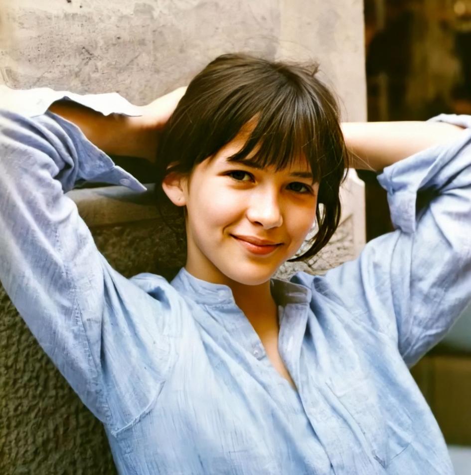 苏菲玛索为艺术奉献的电影叫什么,苏菲玛索为艺术奉献照片