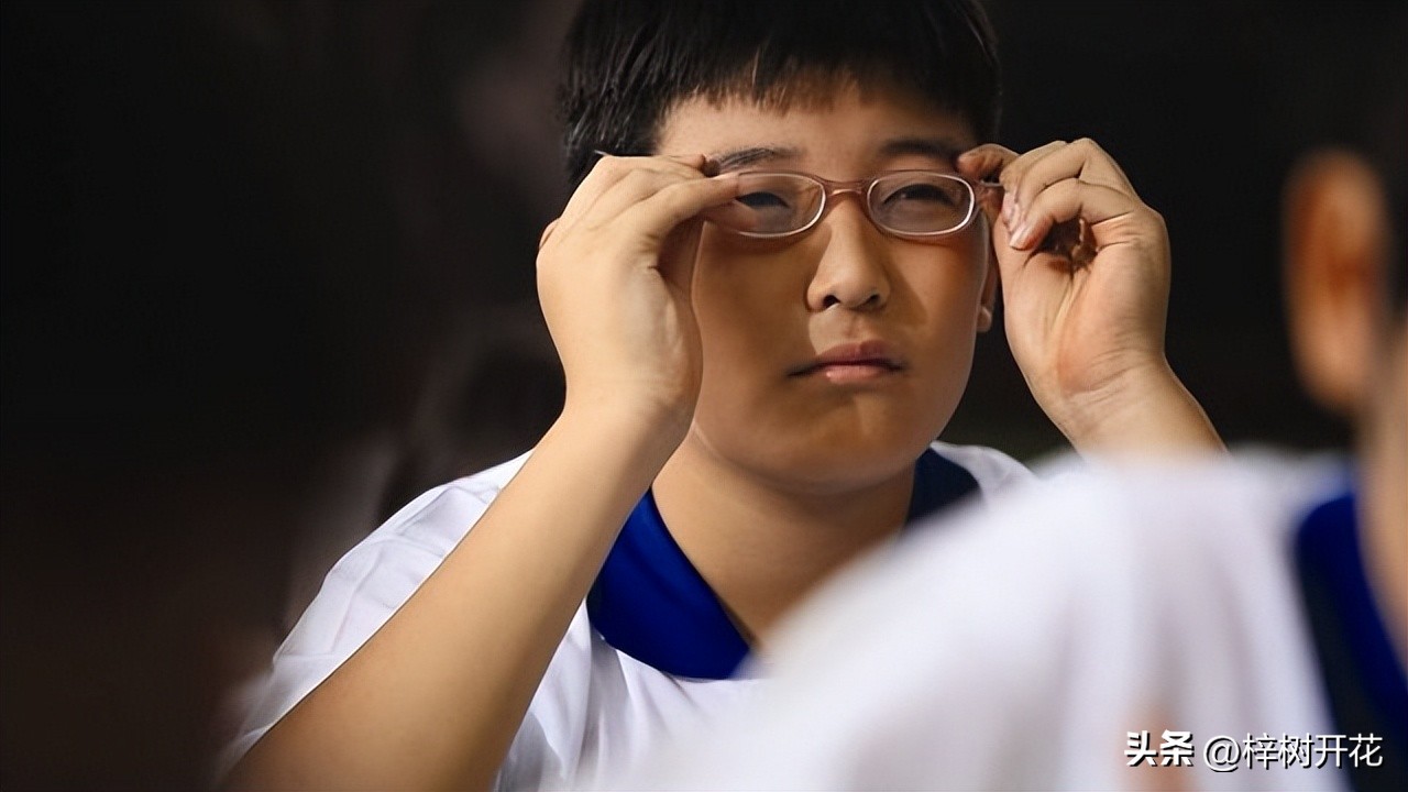 现在的中学生是怎么了？怎么动不动就得抑郁症？该怎么办？