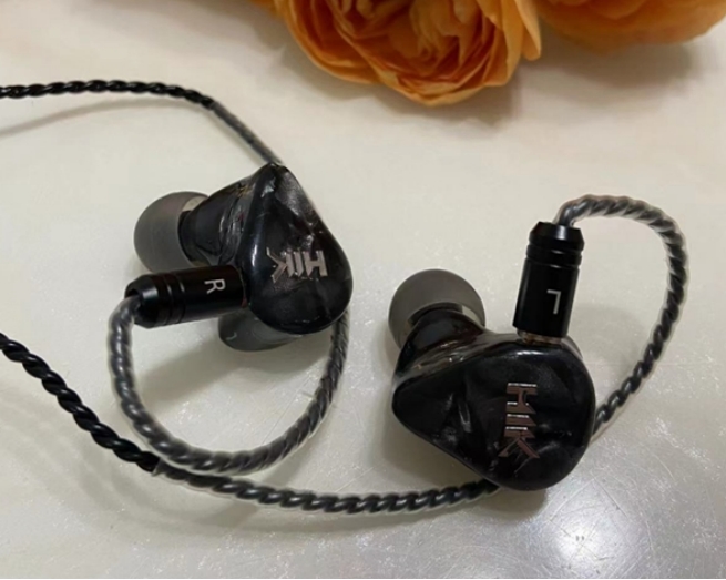 有线耳机什么牌子音质好,有线耳机什么牌子的音质好