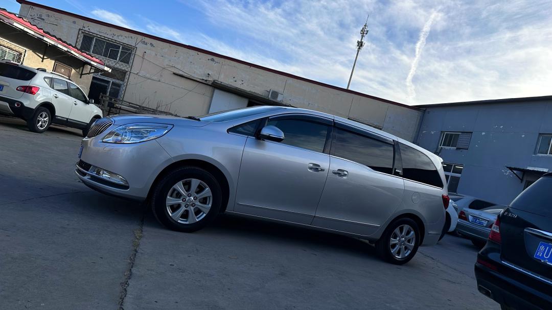 破烂的车变成新车,破烂的车子翻新