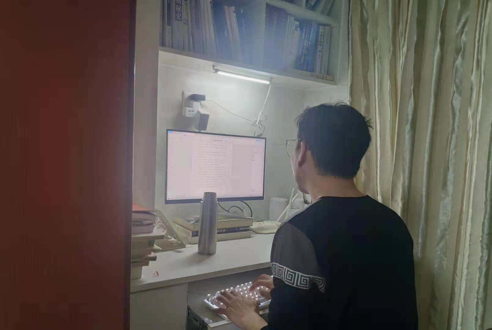 我，河北人，80后央企制药师，靠写作挣到10万块，还升职加薪