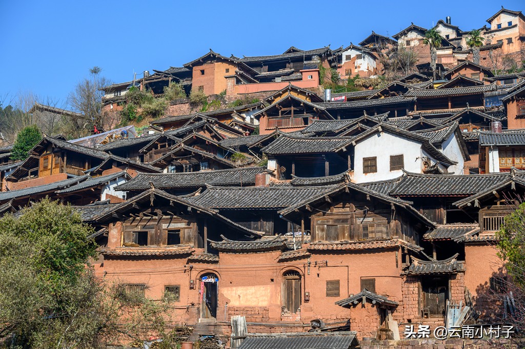 云南古盐井在哪里,诺邓盐井产于哪个地层