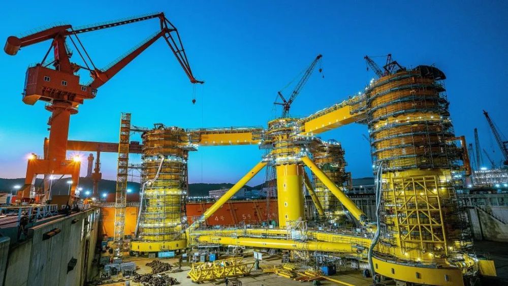 240多米的大风车,1米长的大风车