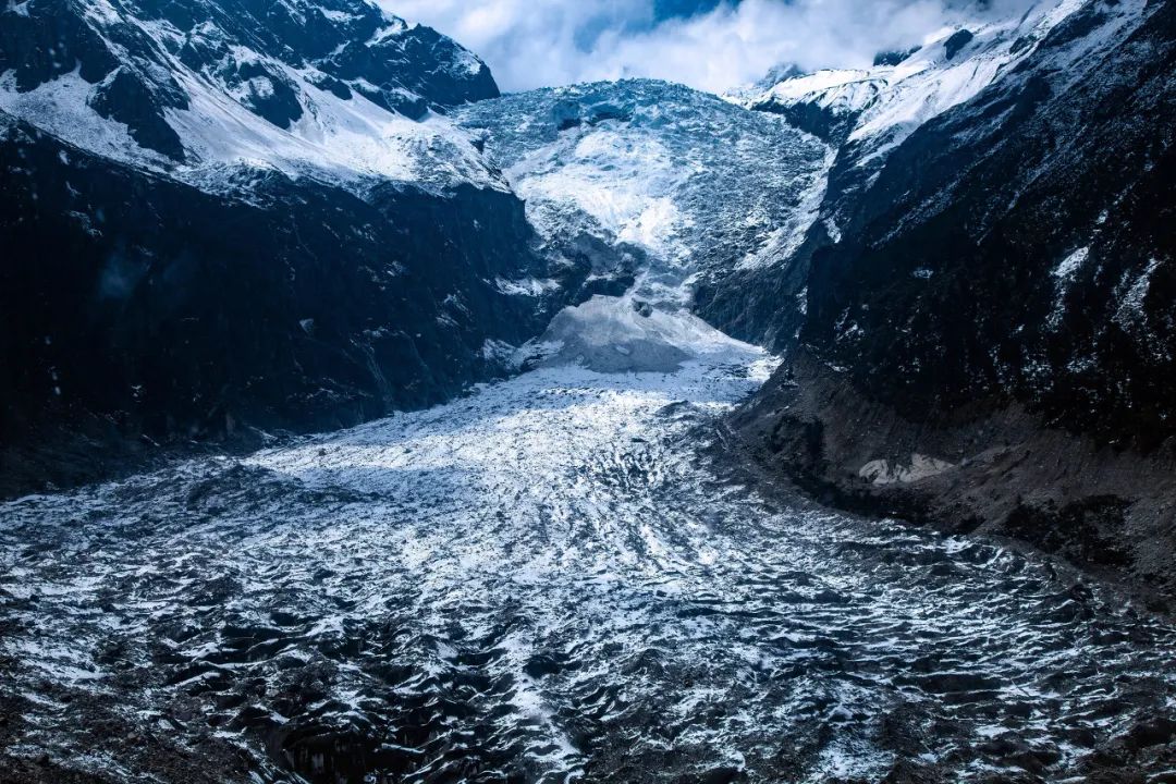 中国十大最自虐徒步路线,中国十大经典徒步线路