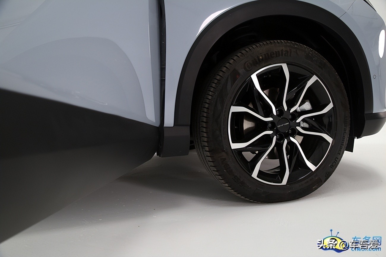 售9.99万起北京汽车魔方正式上市,北京汽车魔方价格