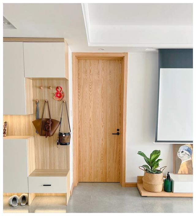 装修选几个门,装修选门的款式