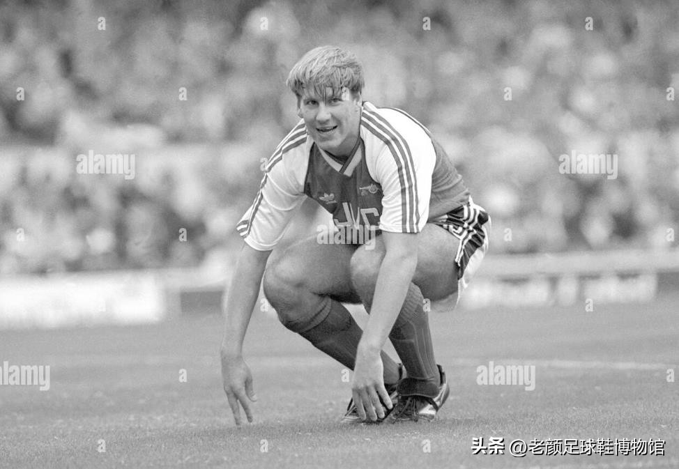 英国足坛四位顶级球星代言的超冷门球鞋，国内球迷可能从来没见过