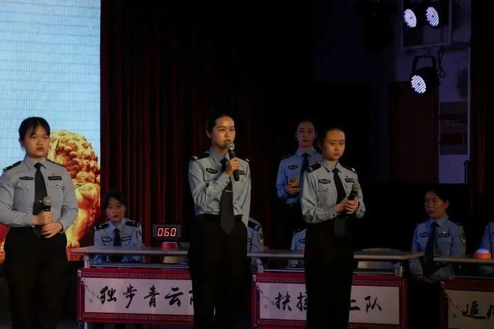 閾佽璇楄瘝澶т細,鑷存暚鍏畨姘戣璇楄瘝