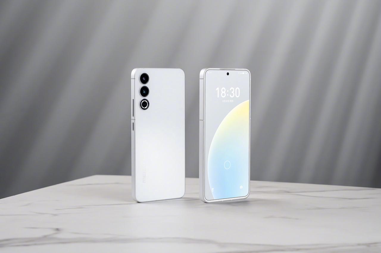 你是白色控吗？白色经典手机，你第一时间想起谁？