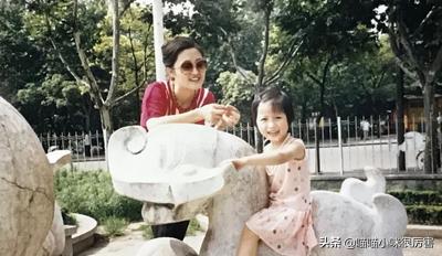 歌手姚贝娜离世前的忠告,姚贝娜和父母同台演唱