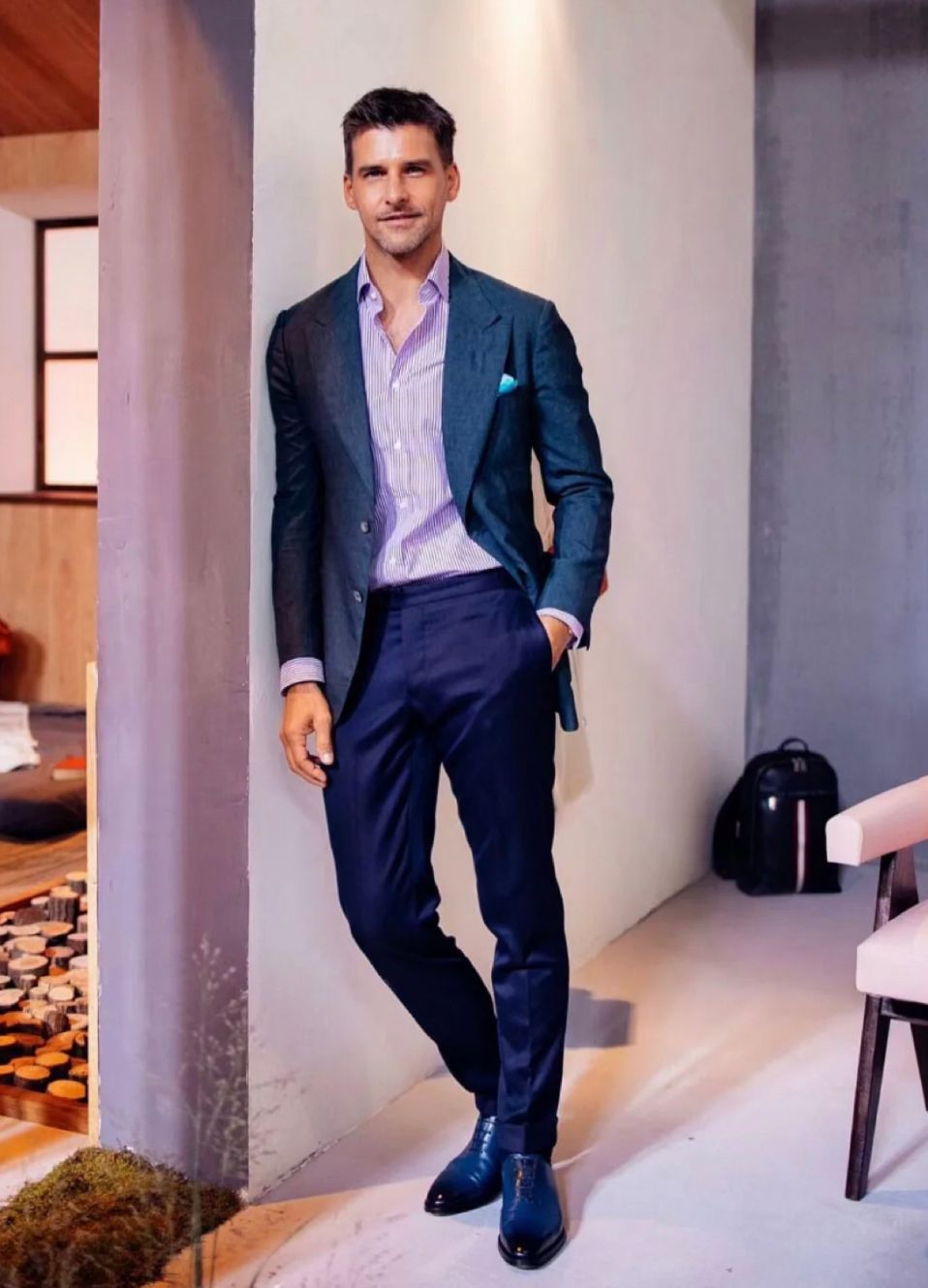 40到50岁的男人怎么穿好看,中年男人老气穿搭