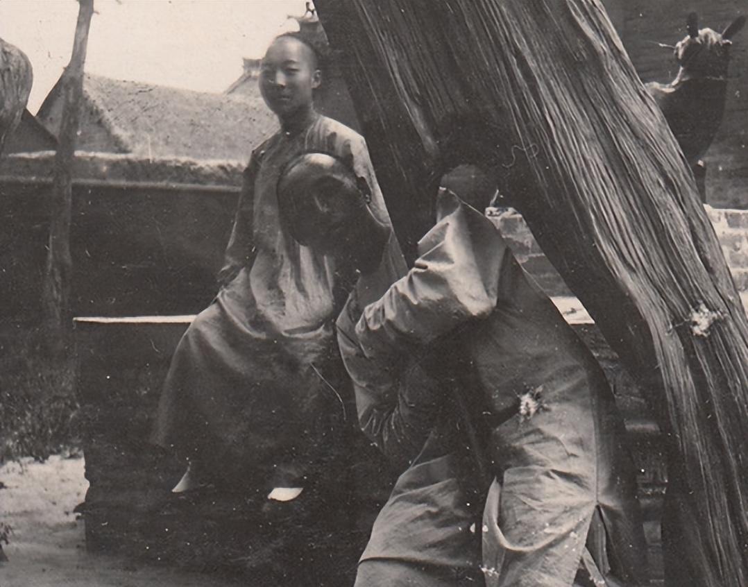 【晚清*楼青**秘史】*楼青**女媚态撩心，丰乳肥臀，风情再现！