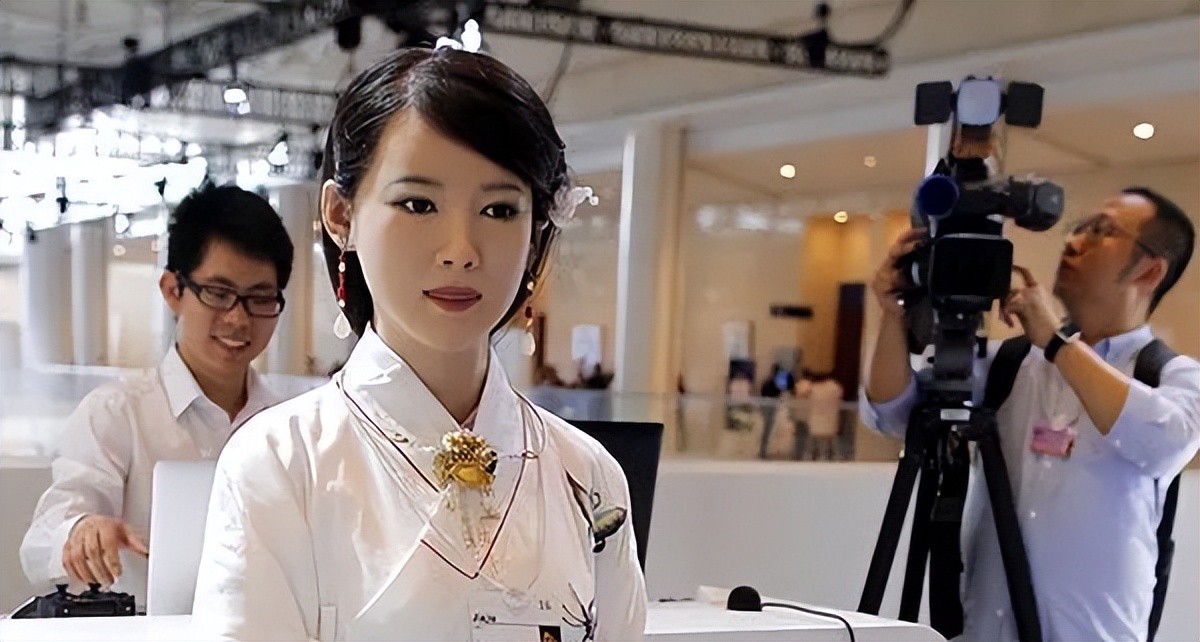 机器人说要毁灭人类是真的吗,人工智能再先进也无法取代人类