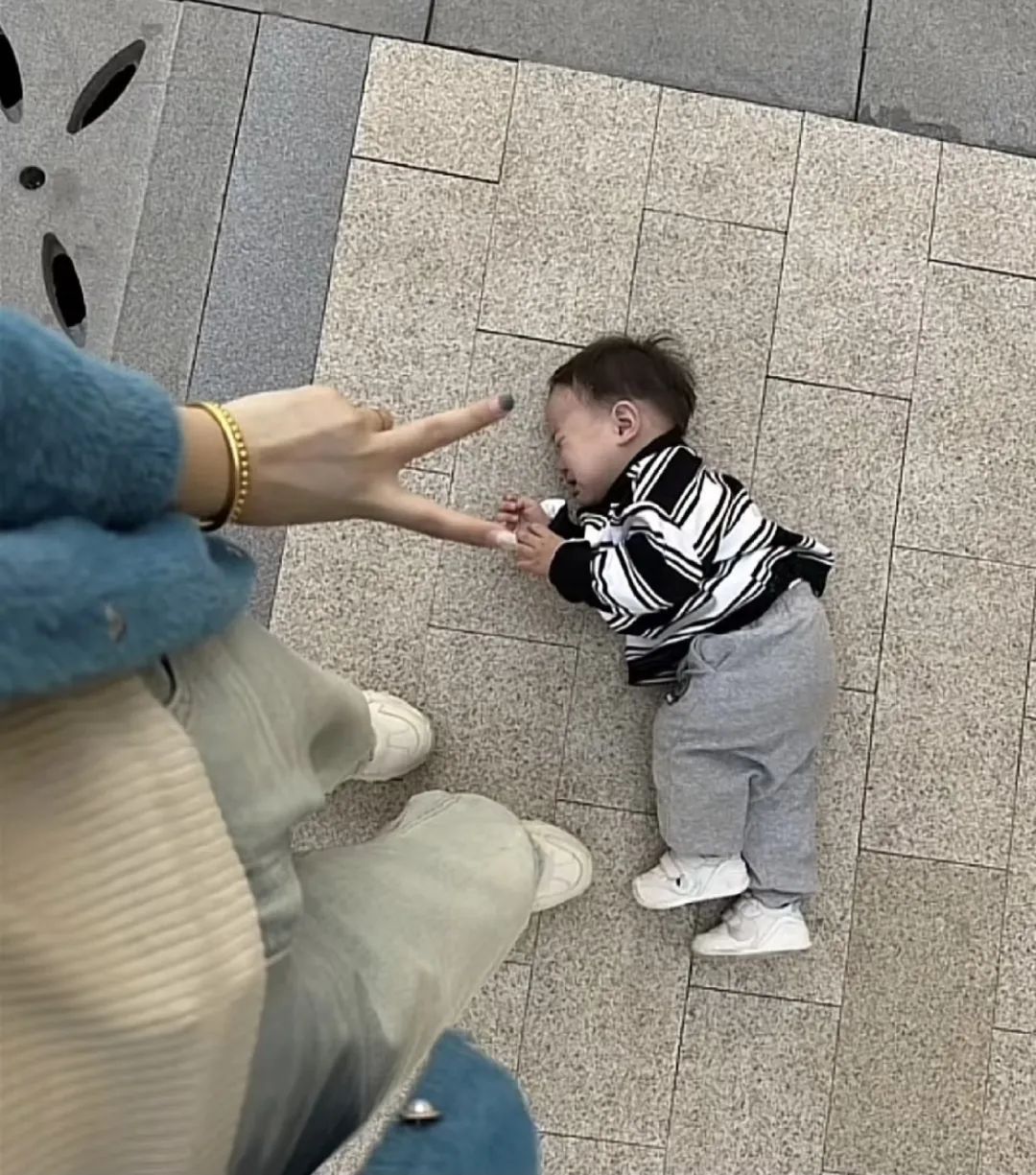 近期手足口病进入发病高峰期,打手足口病疫苗多久可以打百白破