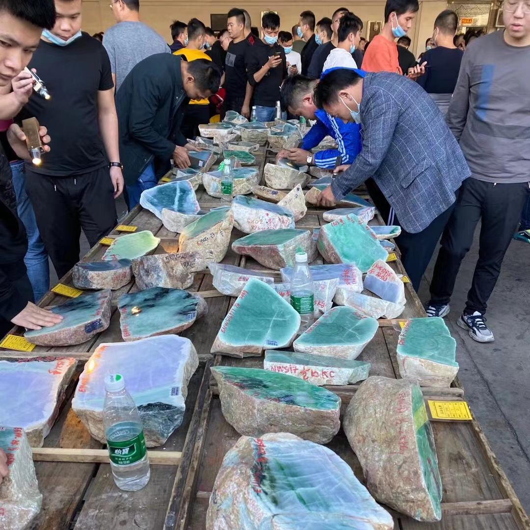 翡翠行业水有多深你知道吗,翡翠行业必须知道什么