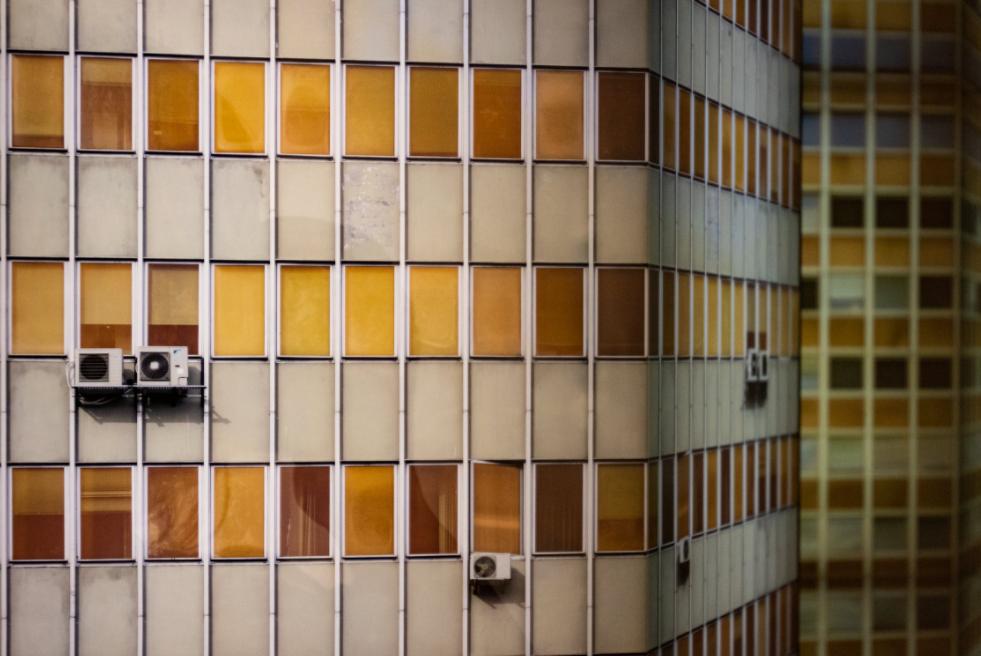 空调维修外机不转,空调维修空调外不通电