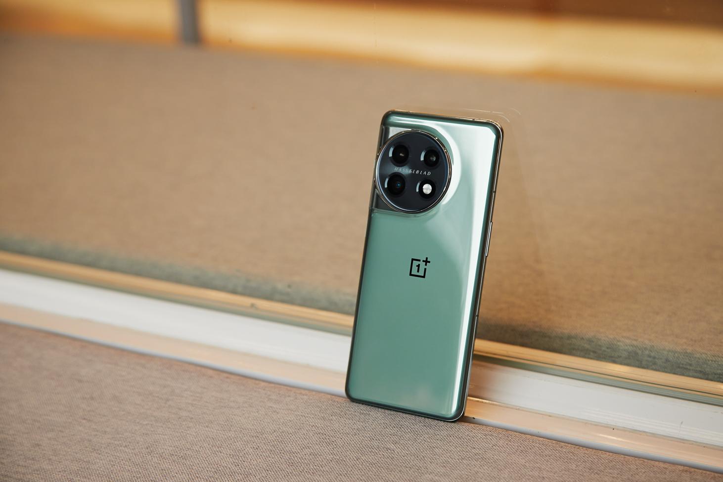 4款3000元档旗舰手机,哪个牌子的旗舰手机最值得购买