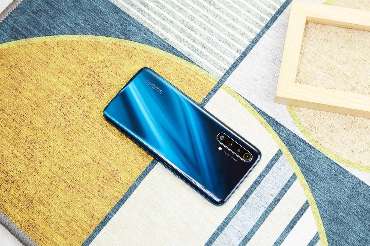 3000左右中端手机推荐,3000左右最具性价比的中端手机