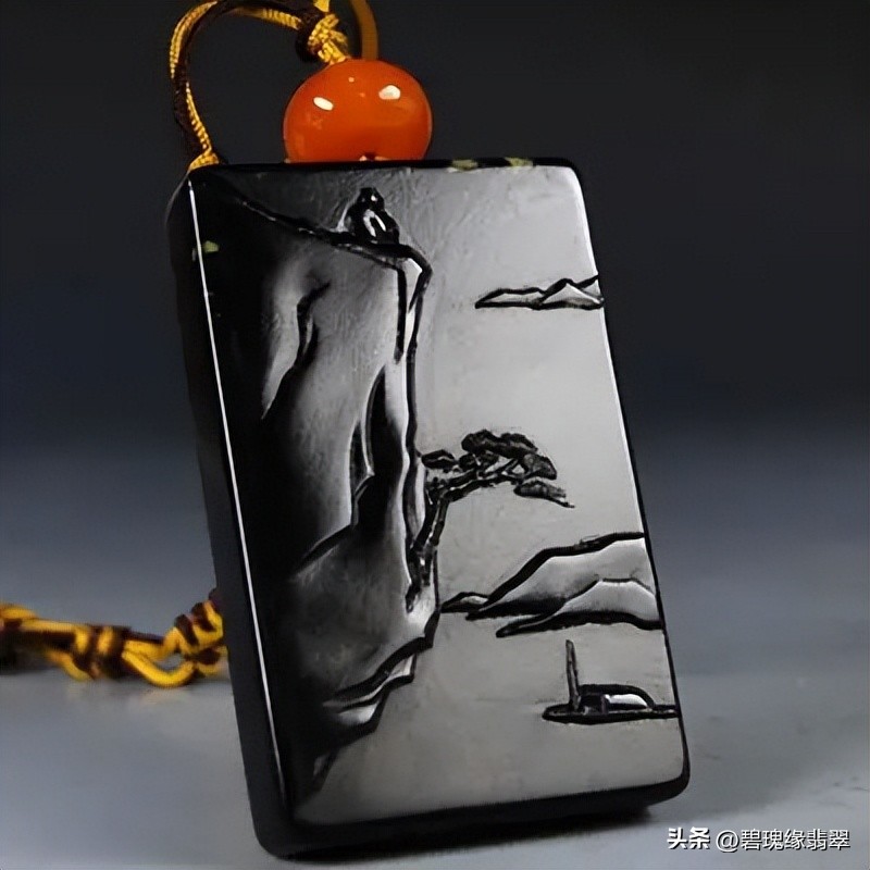 墨翠和墨玉珠子的区别图解,和田玉墨玉和墨翠哪个值钱