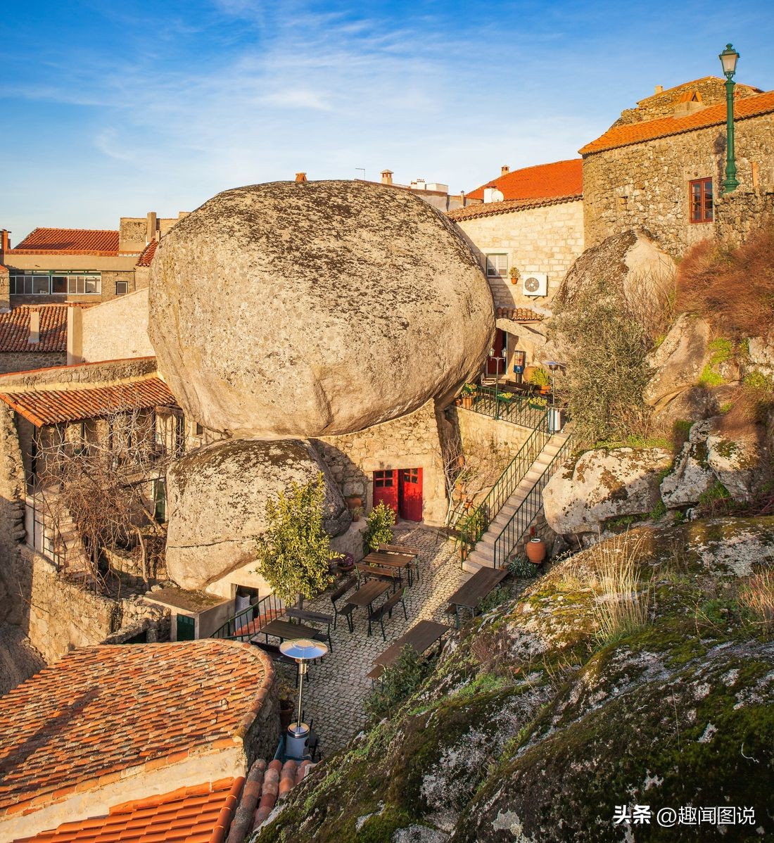匈牙利妇女的吸乳器,越南女性自卫手套,35张图看世界