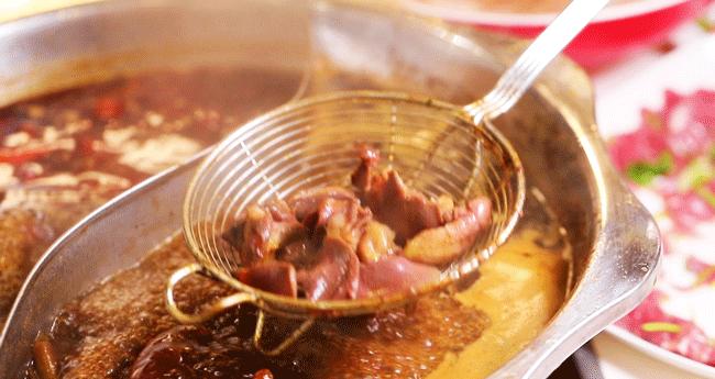 牛哇!汕头这家老店凭一锅祖传卤水,惹得天天向上和蔡澜也来采访