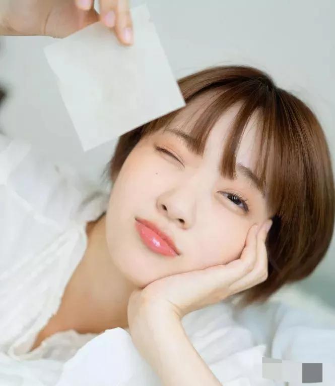 小圆脸适合剪短发吗,肉肉的小圆脸女生剪短发