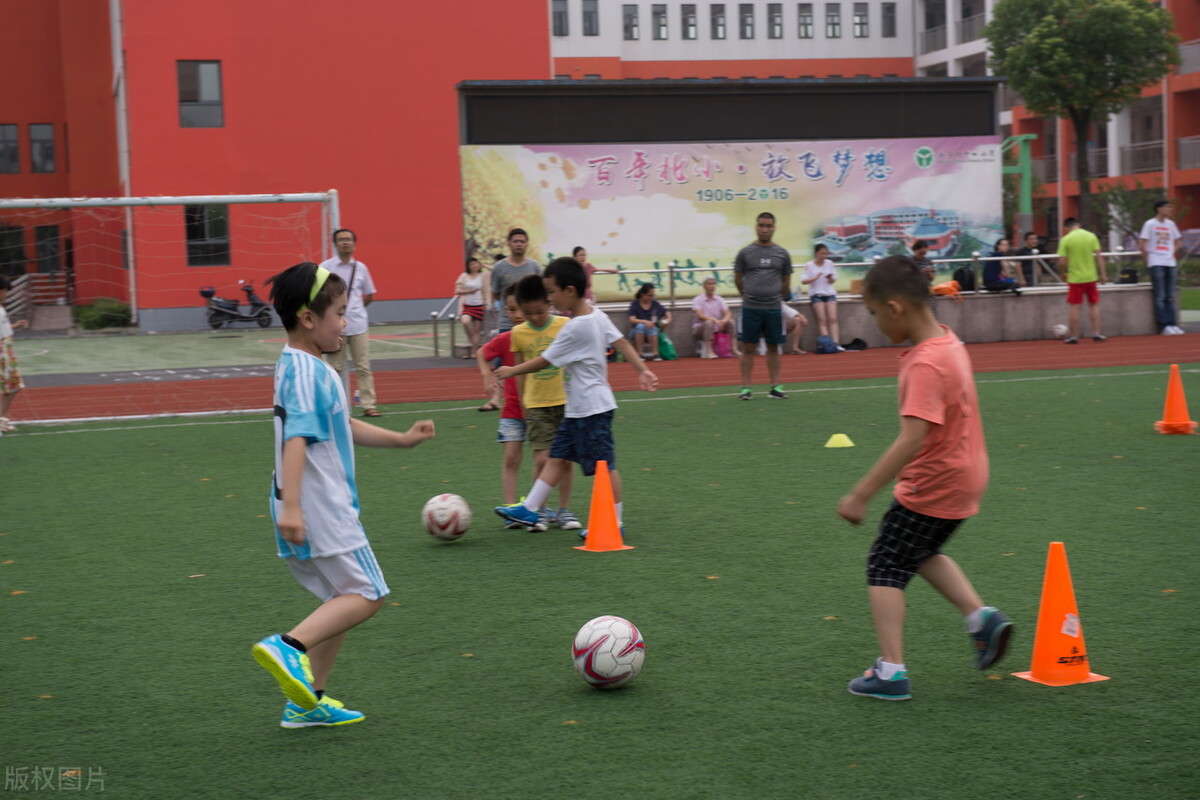 女人嫁了一个不爱自己的人,女人嫁了不爱自己的人该怎么办