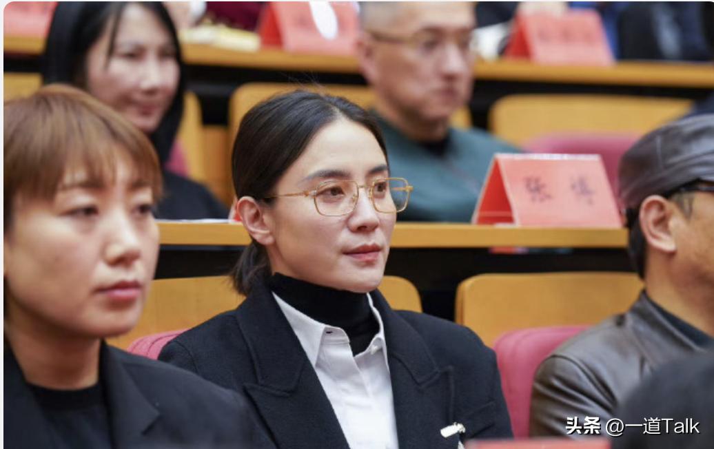 高清镜头下明星们的真实状态,明星高清镜头皮肤状态