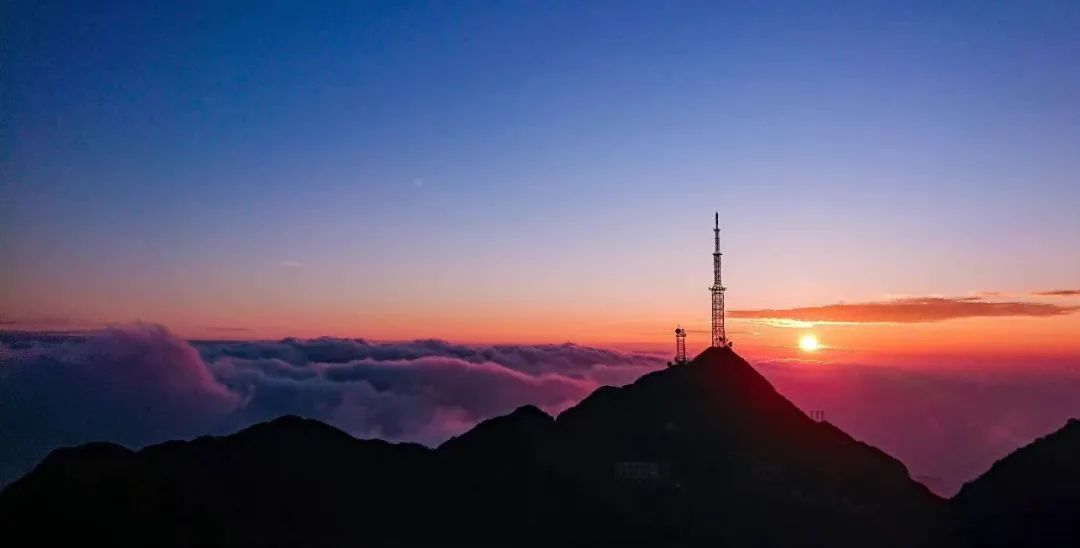 回到小县城朝九晚五,回到朝九晚五的心情说说